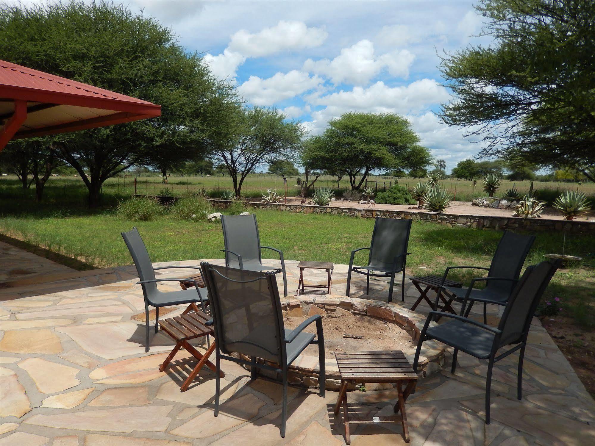Hotel Dornhuegel Guestfarm Grootfontein Exterior foto